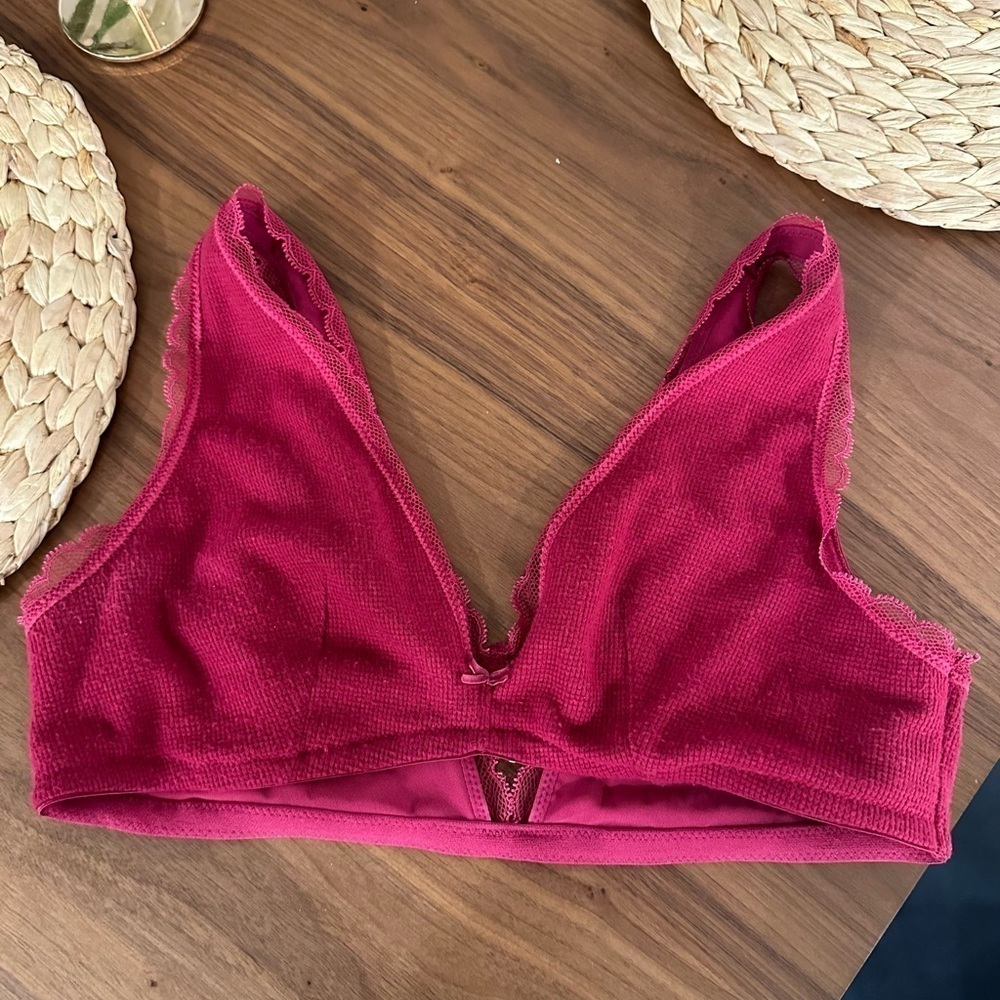 Victoria Secret Wireless bra size XL